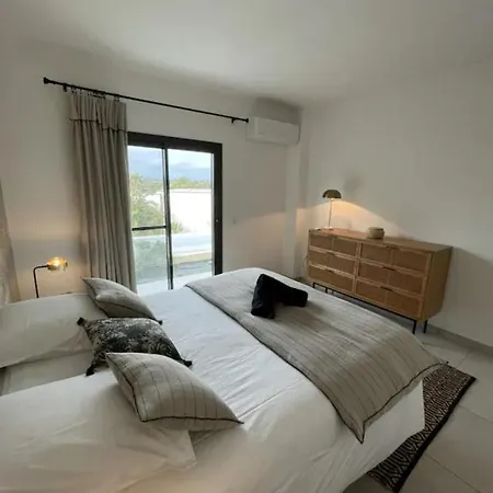 Monte Leone Villa *